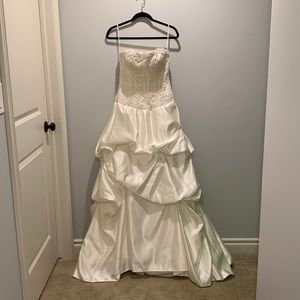 Custom Champagne Satin Never Worn Wedding Dress SZ 6
